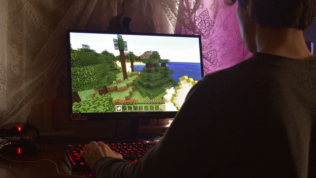 How to Play Hide and Seek in Minecraft Like a Pro